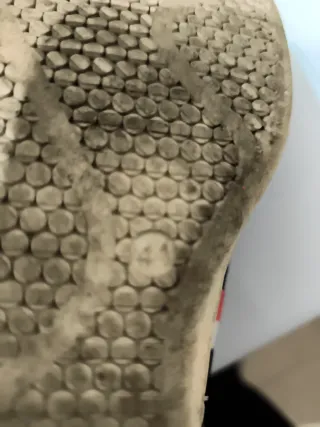 Zapatillas deportivas azul y rojo