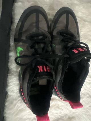 Zapatillas Nike Vapormax Negro y Verde