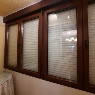 Ventanas de madera casi nuevas Venta en persona