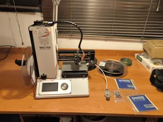 Stampante 3D Malyan M200