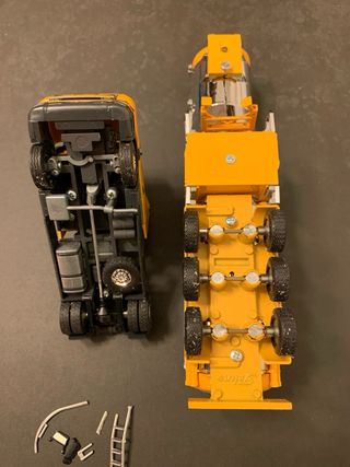 Modellino Camion Cisterna Tekno 1:50