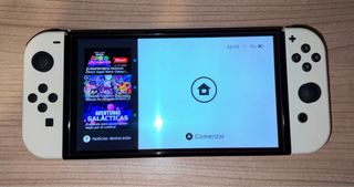 Nintendo Switch OLED Bianca con accessori