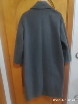 Abrigo Zara gris
