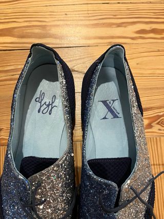 Blucher purpurina azul y plateado Talla 40