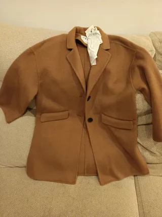 Abrigo niña Zara Talla 140 Marrón