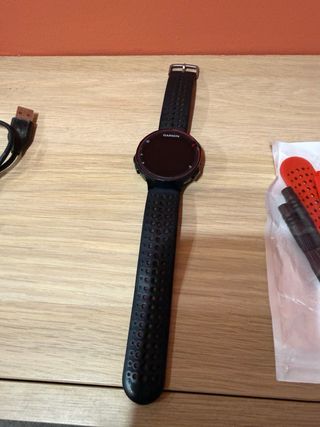 Garmin Forerunner 235 Nero/Rosso