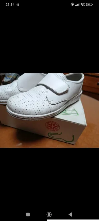 Zapatos/Zuecos Anatómicos Blancos