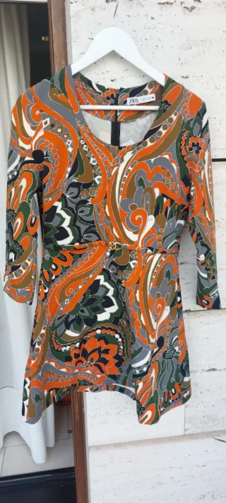 VESTIDO MINIFALDA ZARA