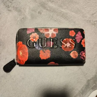 Portafogli Guess con stampa floreale nera