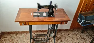 Máquina de coser antigua Sigma