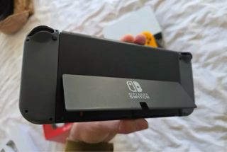 Nintendo Switch OLED Viola/Bianco/Giallo