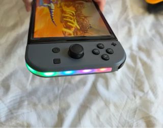 Nintendo Switch OLED Viola/Bianco/Giallo