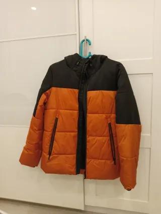 Chaqueta impermeable capucha chico 14-15 años