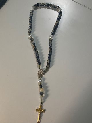 Rosario de cristal negro y dorado