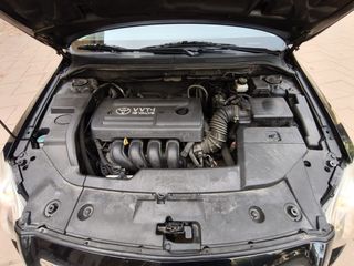 TOYOTA AVENSIS – 1.8  SEDAN SOL – AUTOMATICO -MATR