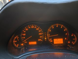 TOYOTA AVENSIS – 1.8  SEDAN SOL – AUTOMATICO -MATR