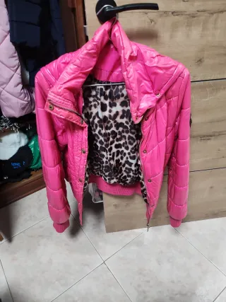 Plumas rosa con forro de leopardo