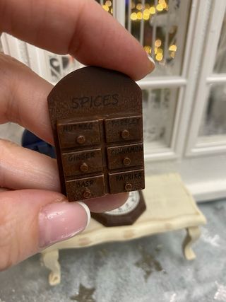 Accessori per casa delle bambole