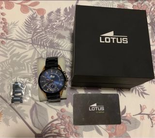 Reloj Lotus