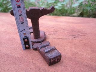 Pestillo antiguo forja centenario reciclado