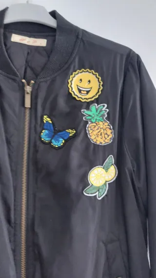 Chaqueta Bomber Mujer Negra con Parches