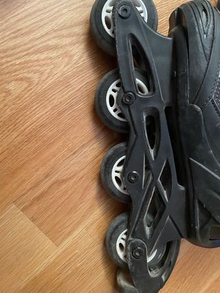 Patines en línea negros y rojos talla  32-35