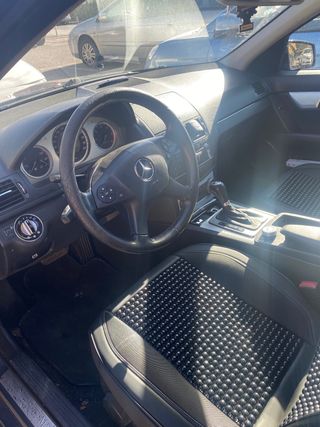 Mercedes-Benz C220 2009