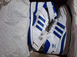 Zapatillas Adidas Forum Mid Talla 42.5 Nuevas