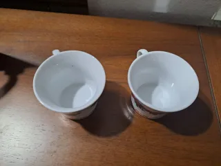 2 Tazzine con Piattino - Disegni Natalizi