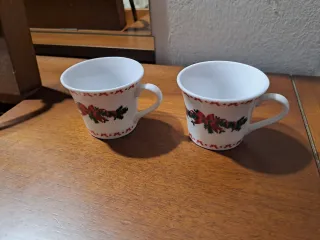 2 Tazzine con Piattino - Disegni Natalizi