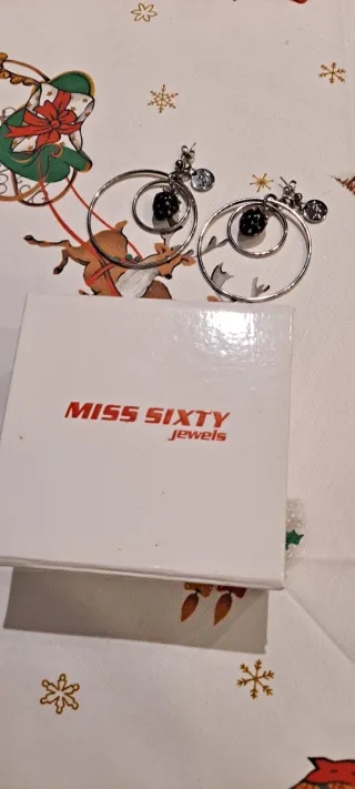 Aretas Miss Sixty Plata y Negro