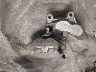 Brake calipers Brembo triple bridge 7851, 7852