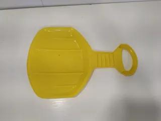 Pala trineo para nieve amarilla