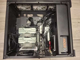 Mars Gaming Computer Nero