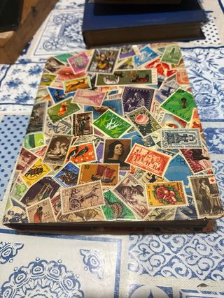 Clasificador con sellos matasellados