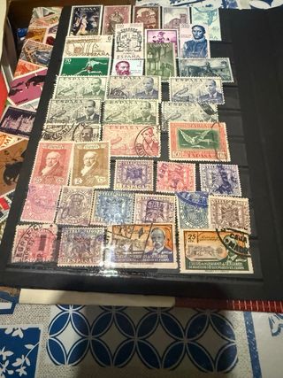 Clasificador con sellos matasellados