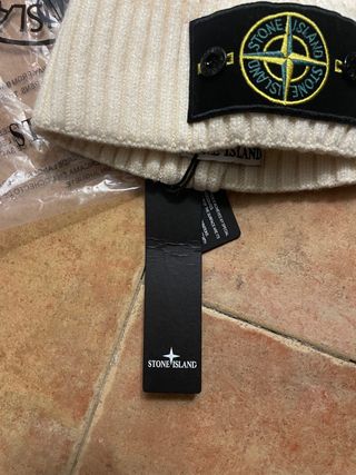 Gorro Stone Island Blanco