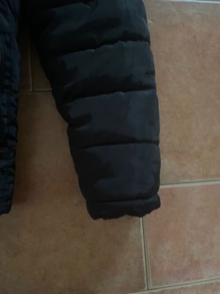 Chaqueta Columbia Negra con Capucha