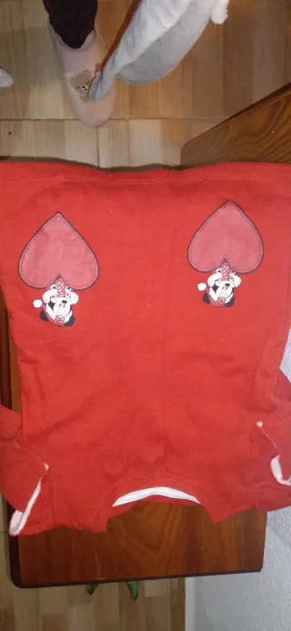 Vestido niña rojo con Minnie y corazones