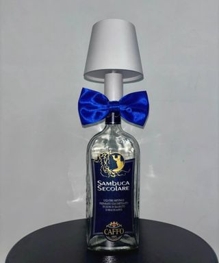 Lampada Sambuca Secolare con fiocco blu