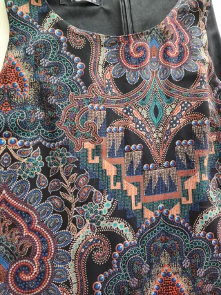 Vestido estampado con volante gasa