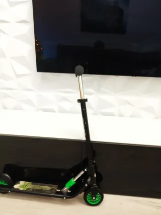 Monopatín Avigo para niños 2 ruedas