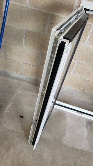 Ventana Oscilobatiente Aluminio