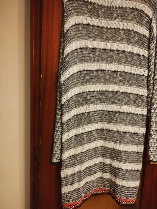 Chaqueta larga tejida