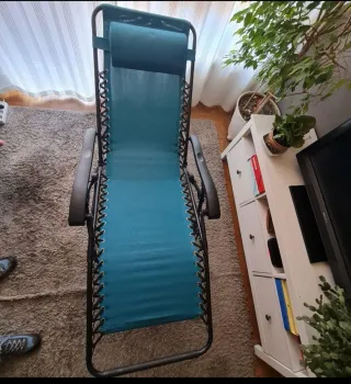 Tumbona aluminio verde sin usar