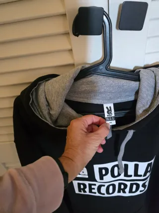 Sudadera Negra La Polla Records con Capucha