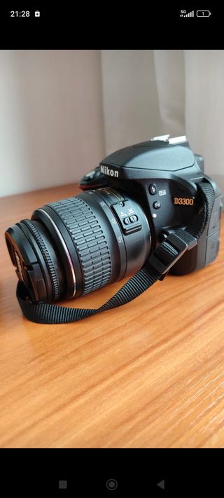 Cámara Nikon D3300 + Accesorios