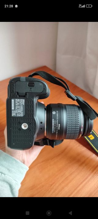 Cámara Nikon D3300 + Accesorios