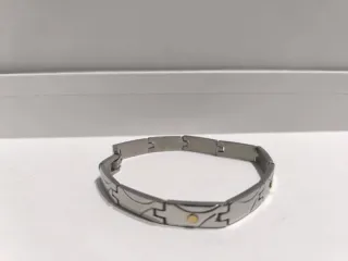 Bracciale a maglie con design oro e argento