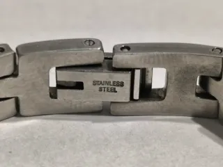 Bracciale a maglie con design oro e argento